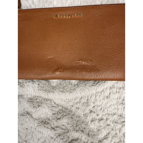 Michael Kors Brown Pebbled Leather Wristlet Clutch Zip Wallet - Picture 2 of 10